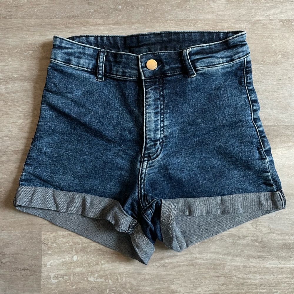 High waisted H&M Shorts
